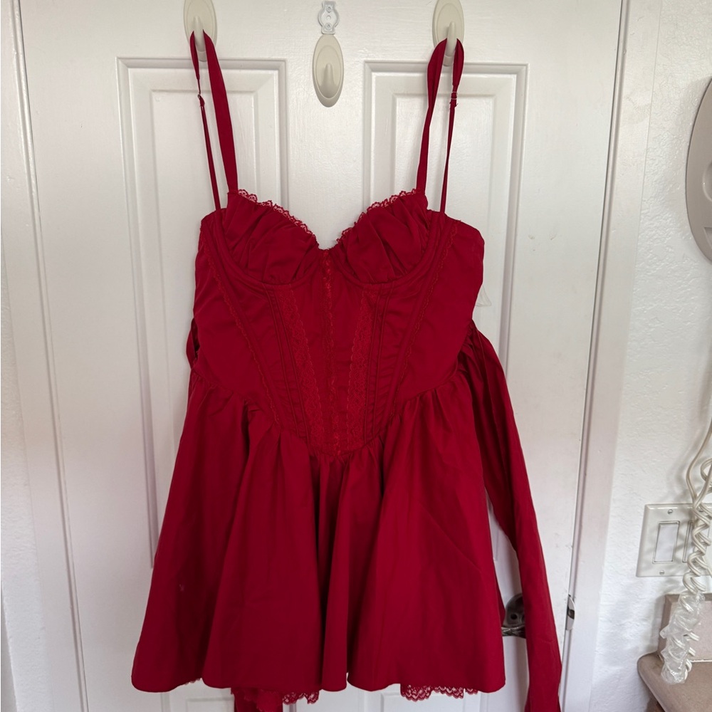 Elegant Red Mini Dress - Picture 3 of 4